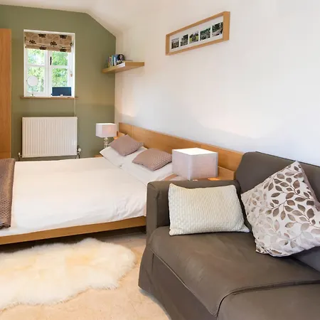 1 Bed In Oc-hh102 Hébergement de vacances